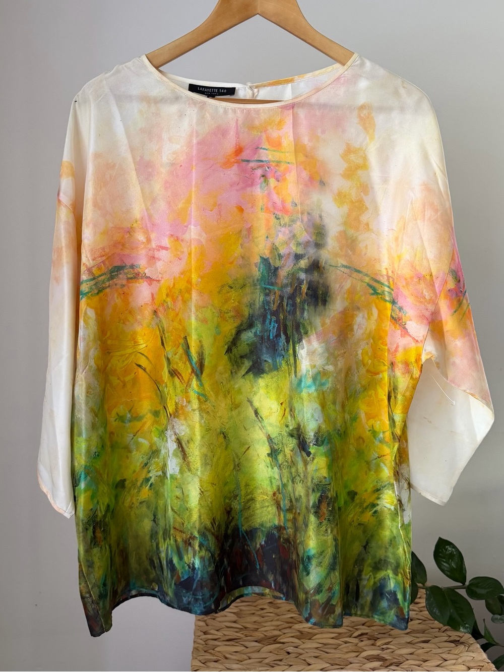 Women's LAFAYETTE 148 New York Silk Blouse Watercolor Abstract Art Top Size XL
